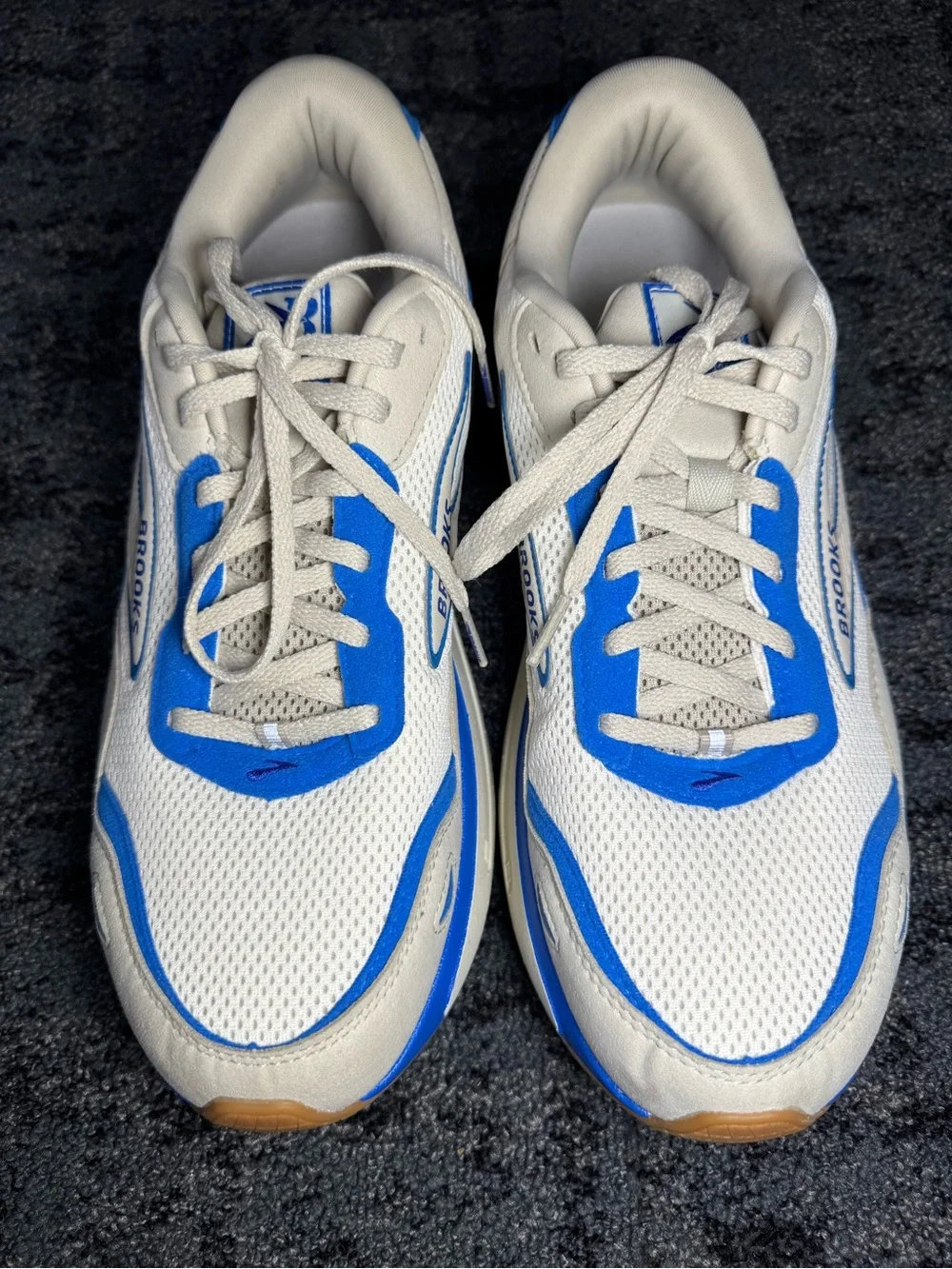 Brooks Men’s Ghost Max 2 Running and Walking Shoes Road Running Shoes Size 11